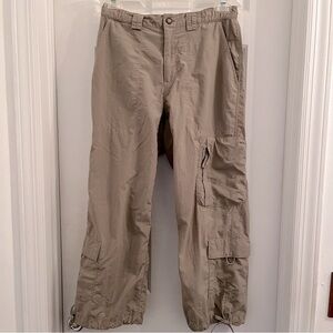 THE NORTH FACE women size XS beige/sand nylon outdoors / hiking capris pants